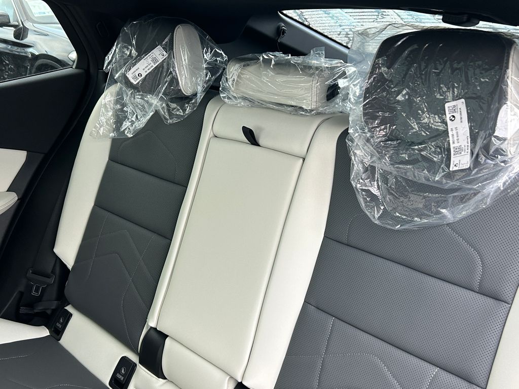 Thumbnail: 2026 BMW X2 - 32