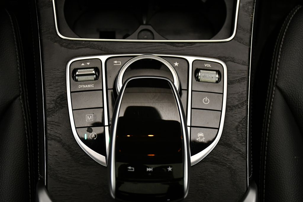 2019 Mercedes-Benz GLC 300 31