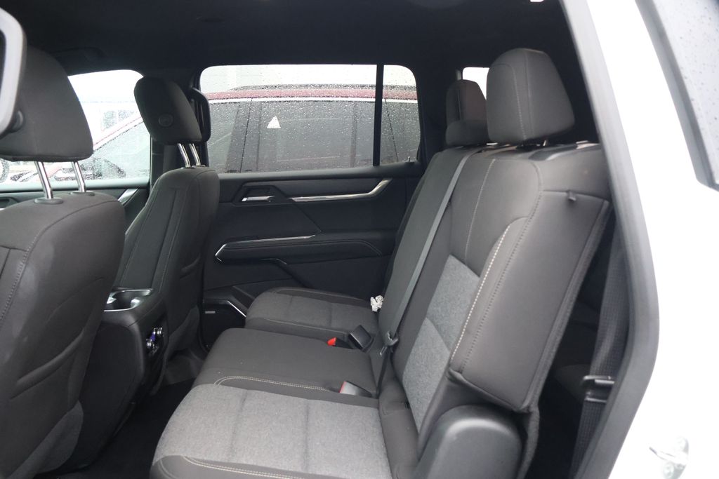 Thumbnail: 2025 GMC Acadia - 30