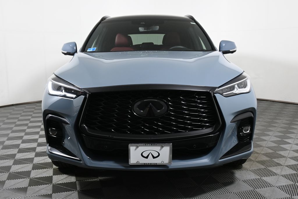 Thumbnail: 2023 INFINITI QX50 - 9