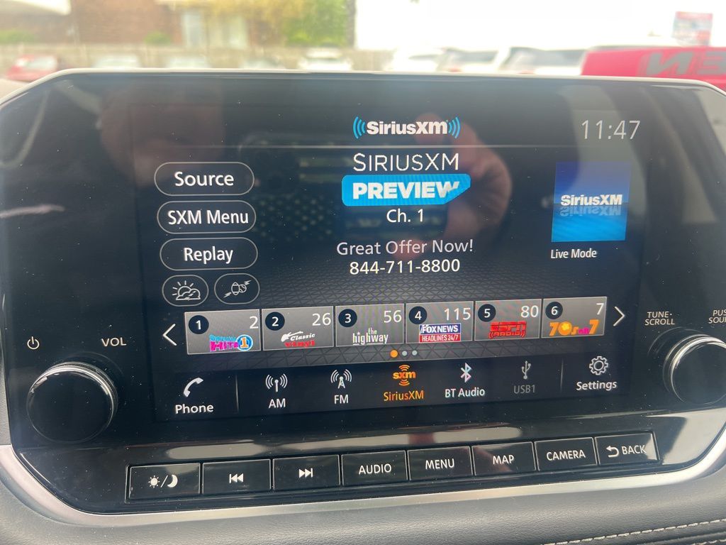 2021 Nissan Rogue SL photo