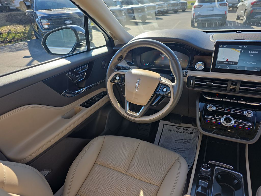 Used 2022 Silver Lincoln Reserve image 22