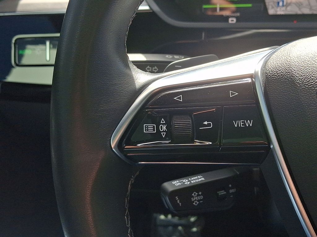 Thumbnail: 2024 Audi Q8 e-tron - 22