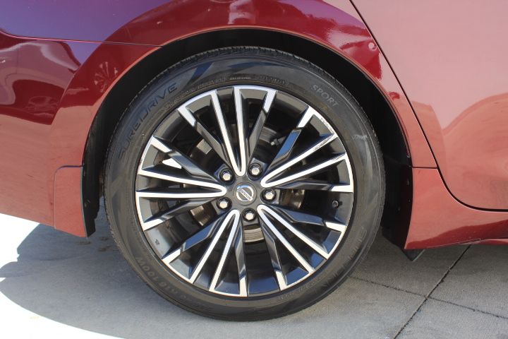 Used Car 2017 Nissan Maxima  Platinum For Sale Under $12,000 In Georgetown, Texas