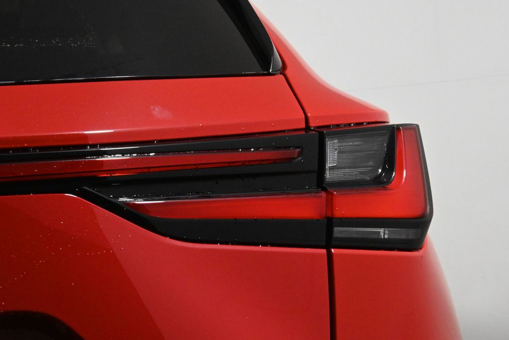 2025 Lexus NX 350 Luxury 13