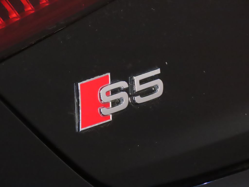 Thumbnail: 2019 Audi S5 - 12