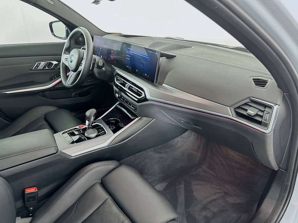 Thumbnail: 2023 BMW M3 - 29