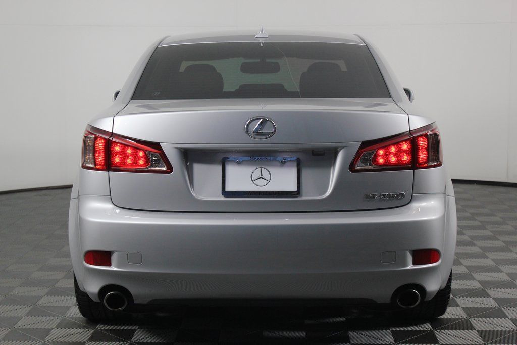 Thumbnail: 2011 Lexus IS - 5