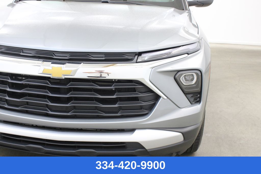used 2024 Chevrolet TrailBlazer car, priced at $20,599