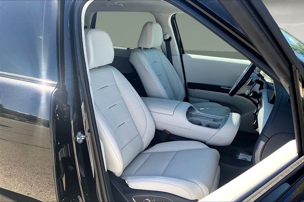 New 2026 Black Hyundai Calligraphy image 10