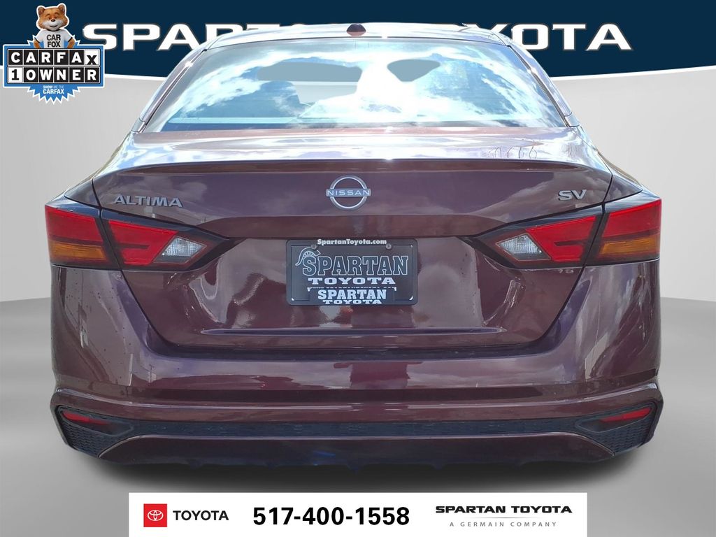 Used 2024 Red Nissan 2.5 SV image 7