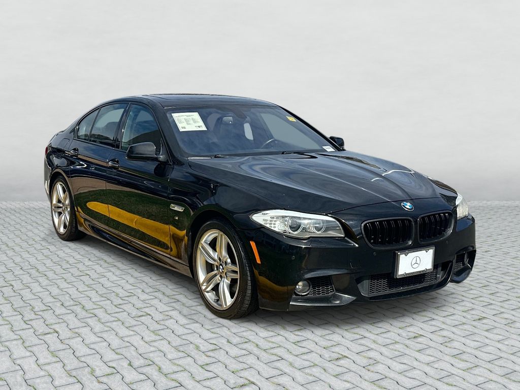 Thumbnail: 2013 BMW 5 Series - 7