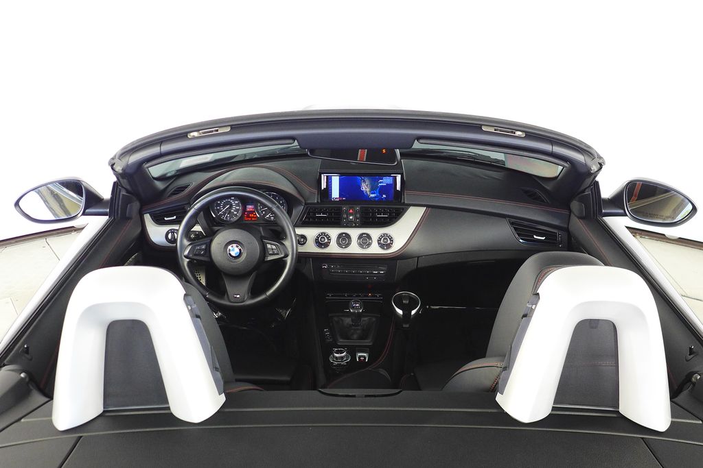 Thumbnail: 2014 BMW Z4 - 11