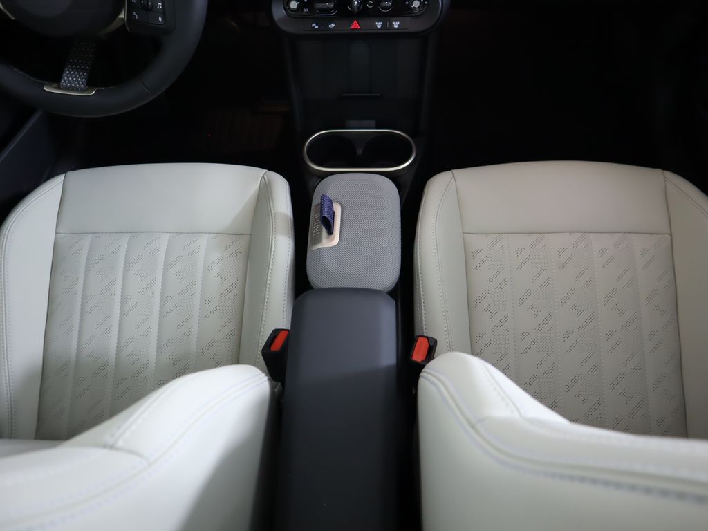 Thumbnail: 2026 MINI Cooper - 18