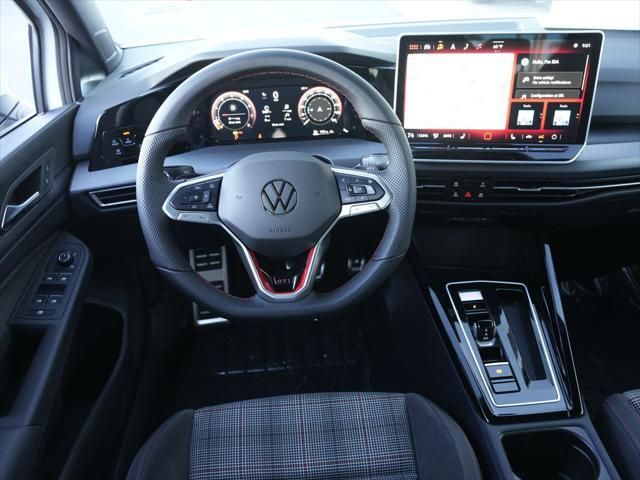 Thumbnail: 2026 Volkswagen Golf - 11