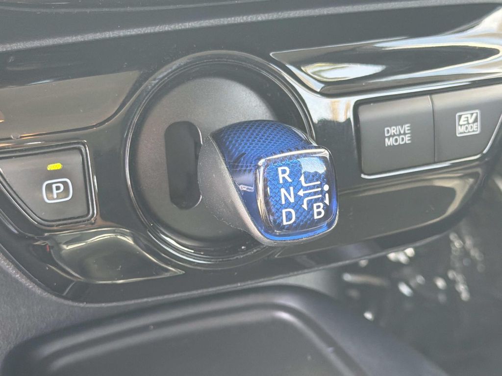 Used 2019 Toyota Prius L 5D Hatchback