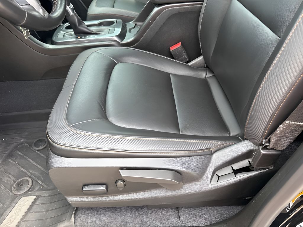 Used Car 2022 Gmc Canyon  At4 W/leather For Sale Under $35,000 In Austin, Texas