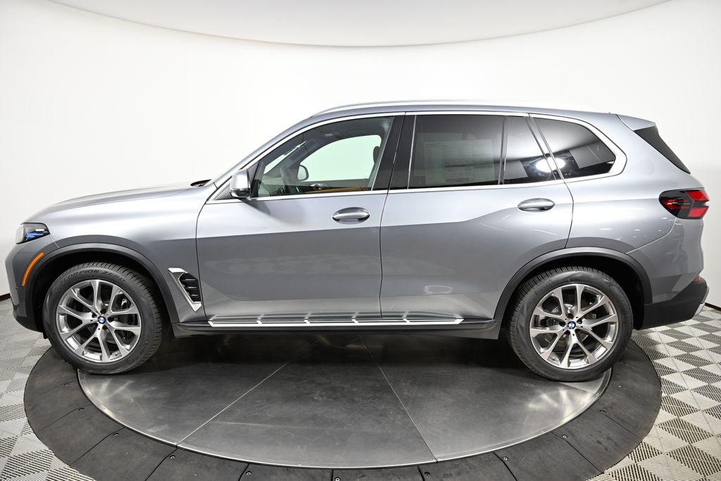 Thumbnail: 2026 BMW X5 - 2
