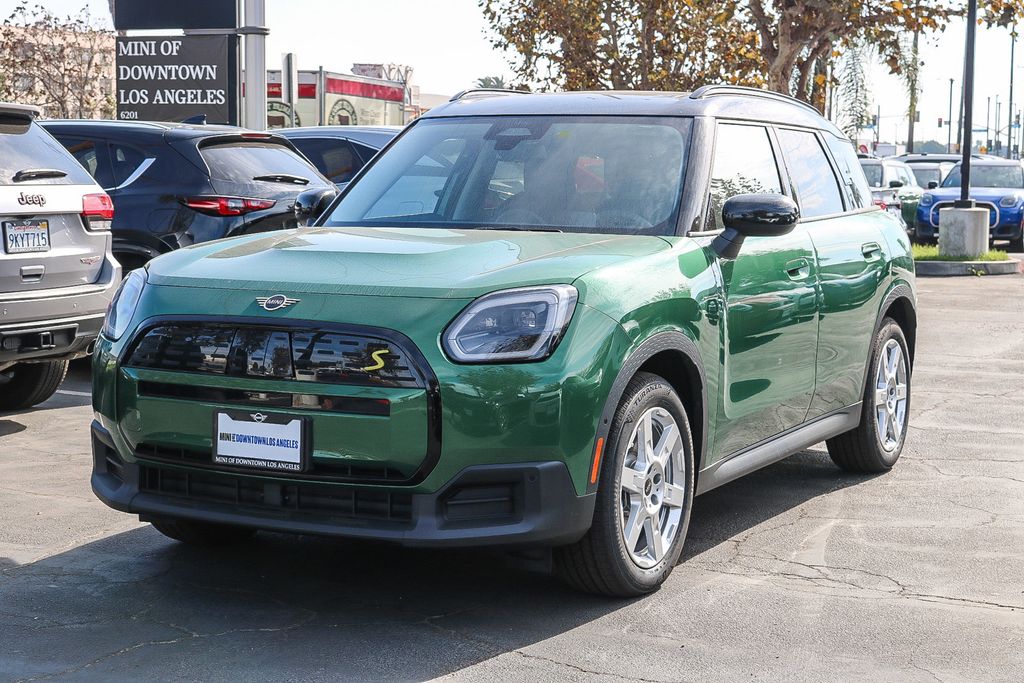 2025 MINI Cooper Countryman  3