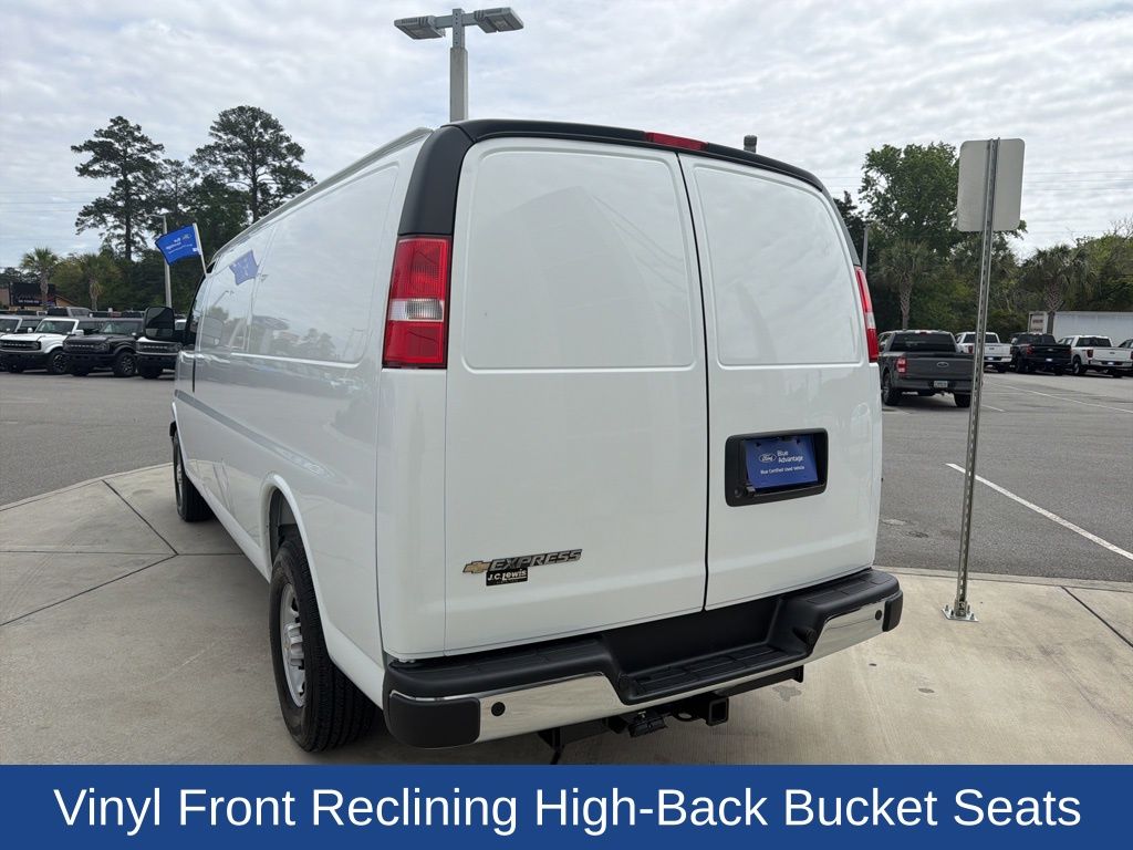 2026 Chevrolet Express Cargo 2500 Extended Wheelbase, WT, RWD