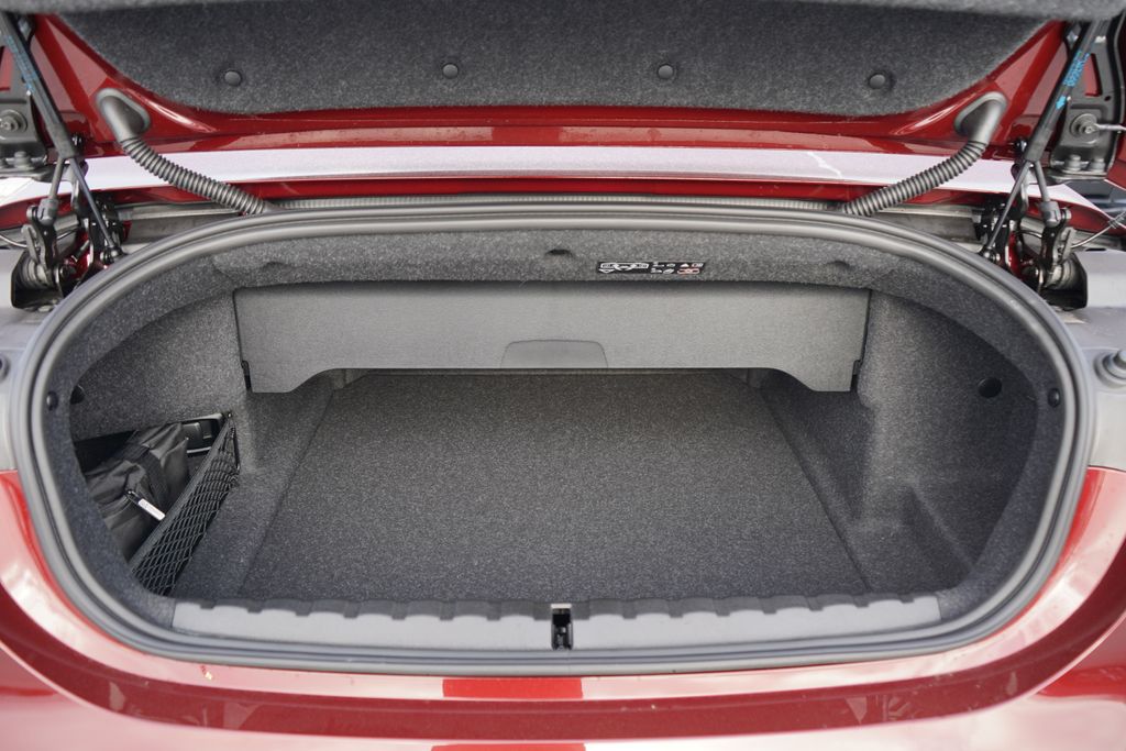 Thumbnail: 2026 BMW M4 - 23