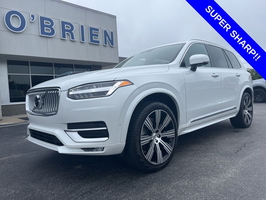 Crystal White 2022 Volvo XC90 SUV / Crossover All-Wheel Drive Automatic