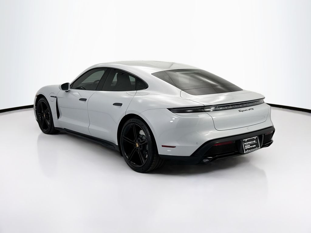 Thumbnail: 2023 Porsche Taycan - 3