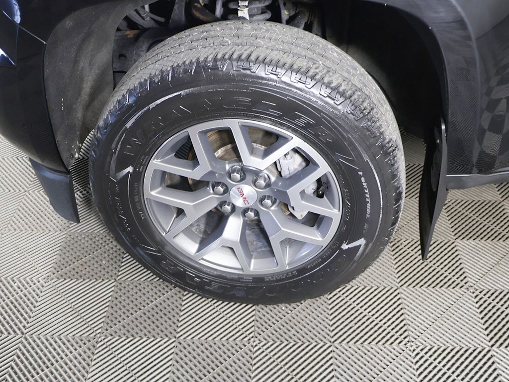 Used 2016 Black GMC SLE1 image 14