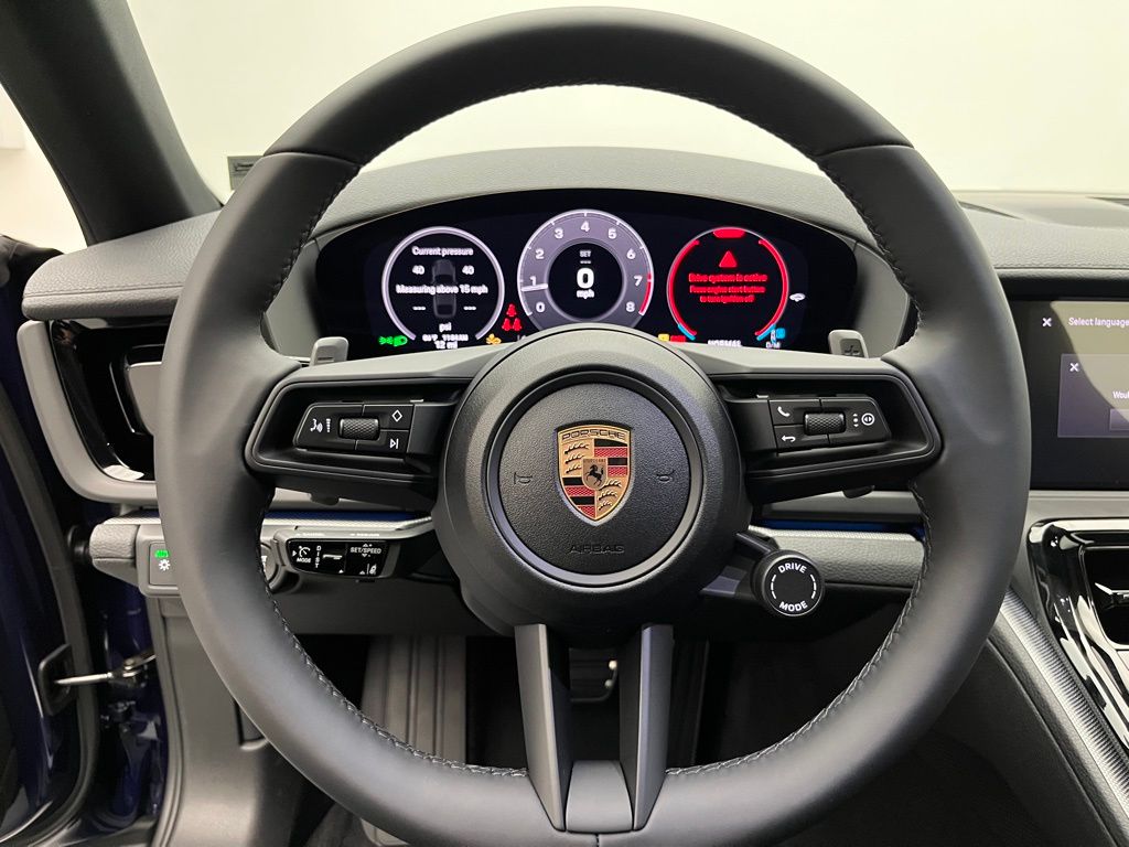 Thumbnail: 2025 Porsche Panamera - 12