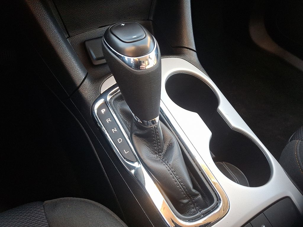 Thumbnail: 2017 Chevrolet Cruze - 14