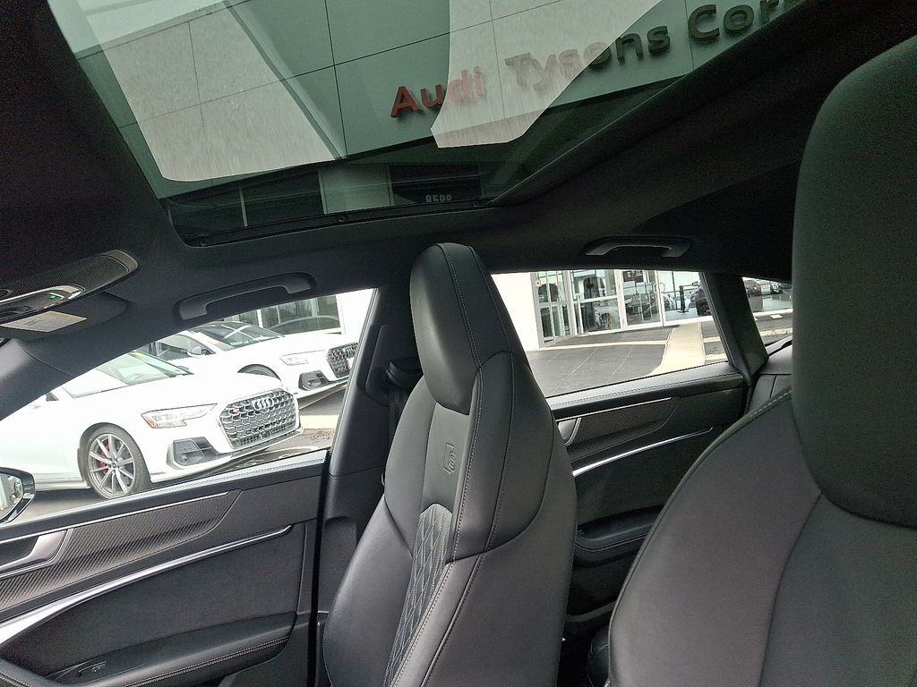 Thumbnail: 2022 Audi S7 - 14