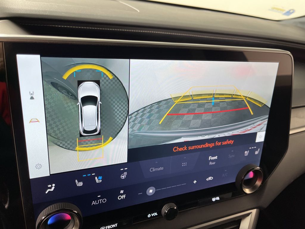 Thumbnail: 2024 Lexus RX - 29