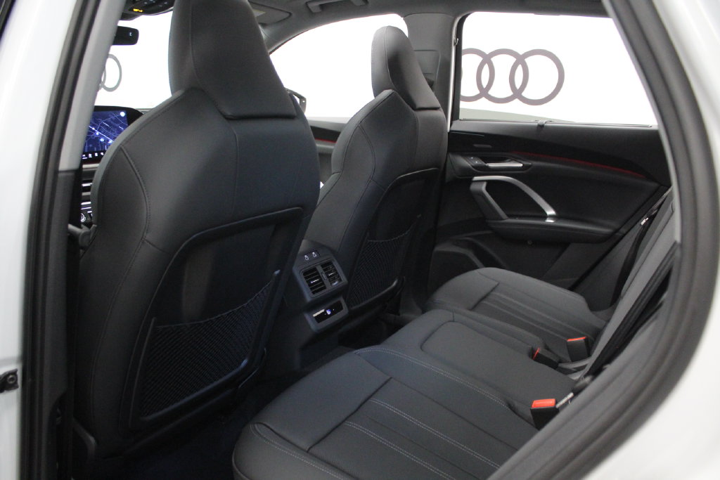 Thumbnail: 2026 Audi Q5 - 31