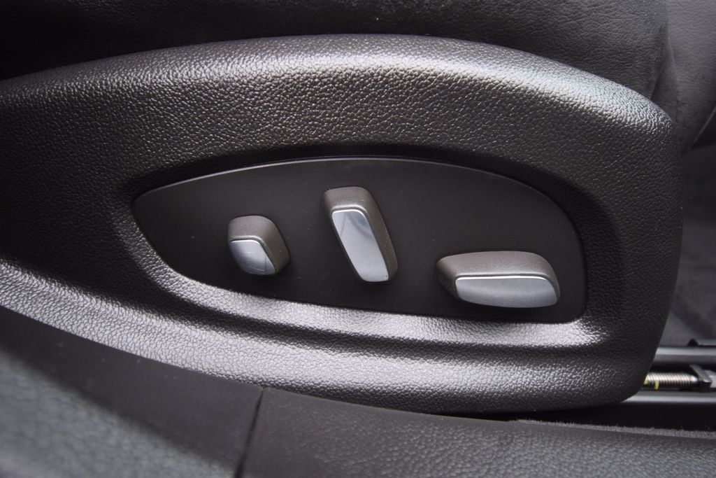 used 2015 Cadillac XTS car, priced at $11,500