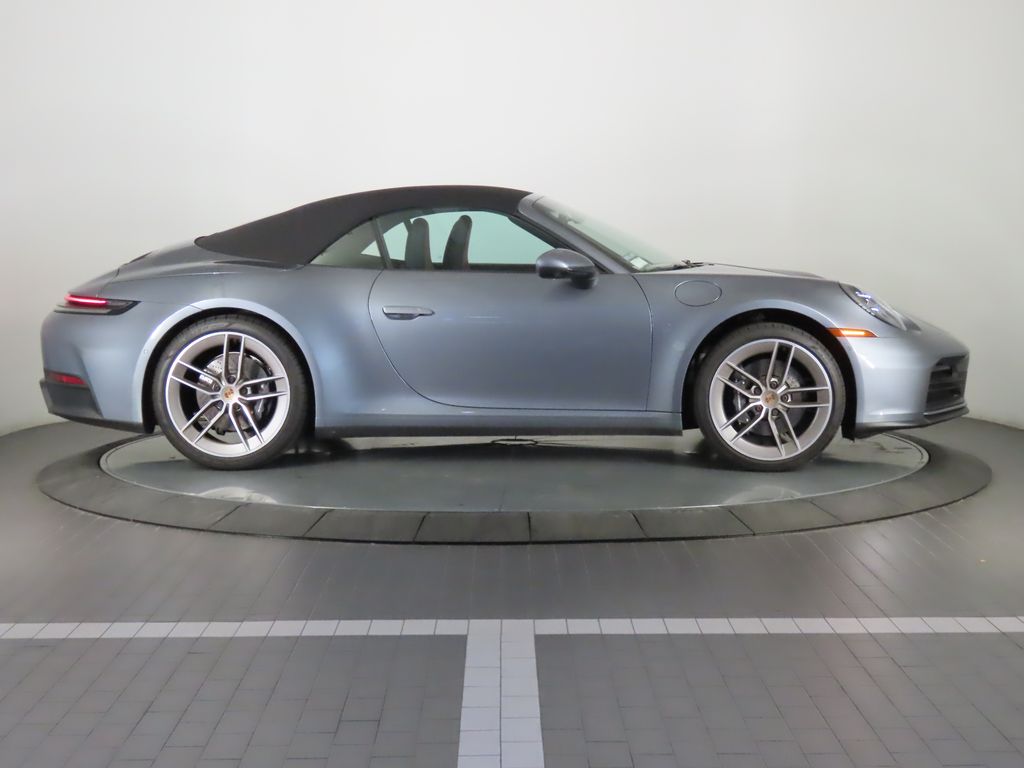 Thumbnail: 2025 Porsche 911 - 8