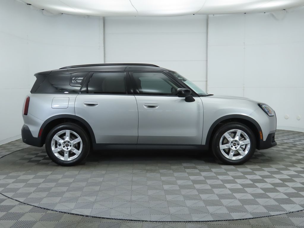 2025 MINI Cooper Countryman Base 5