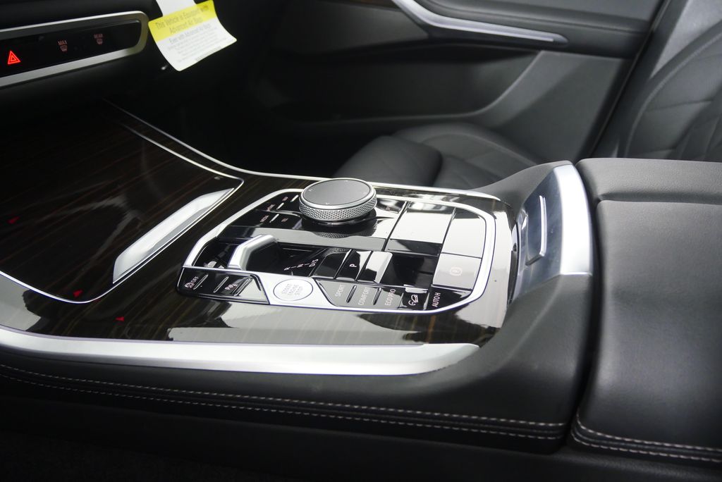 Thumbnail: 2025 BMW X5 - 28