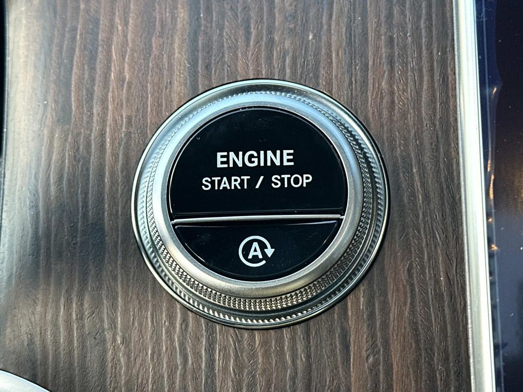 Thumbnail: 2026 Mercedes-Benz GLC - 12