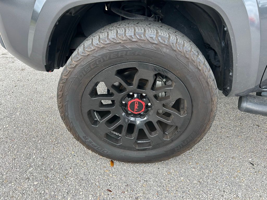 Thumbnail: 2022 Toyota Tacoma - 9