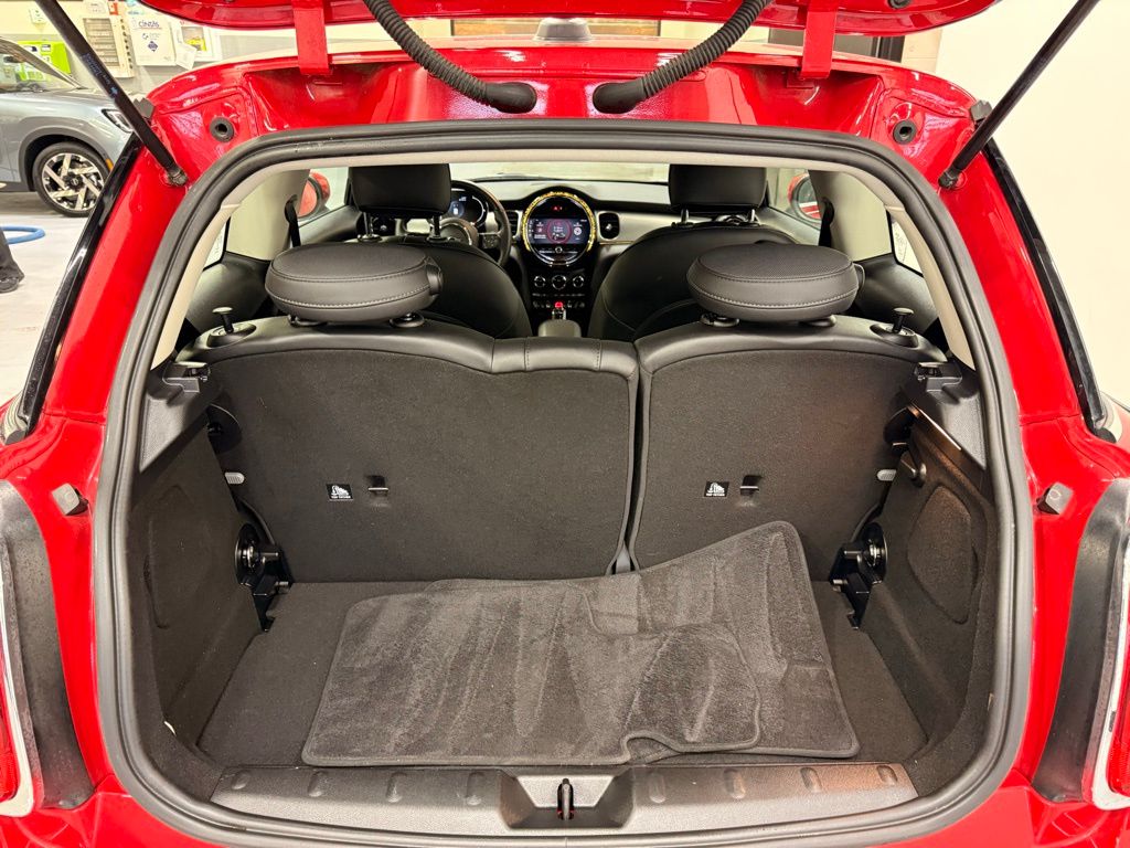 Thumbnail: 2023 MINI Cooper - 21