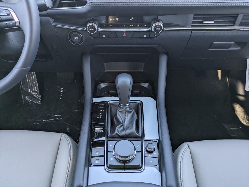2025 Mazda Mazda3 2.5 S Preferred Package photo