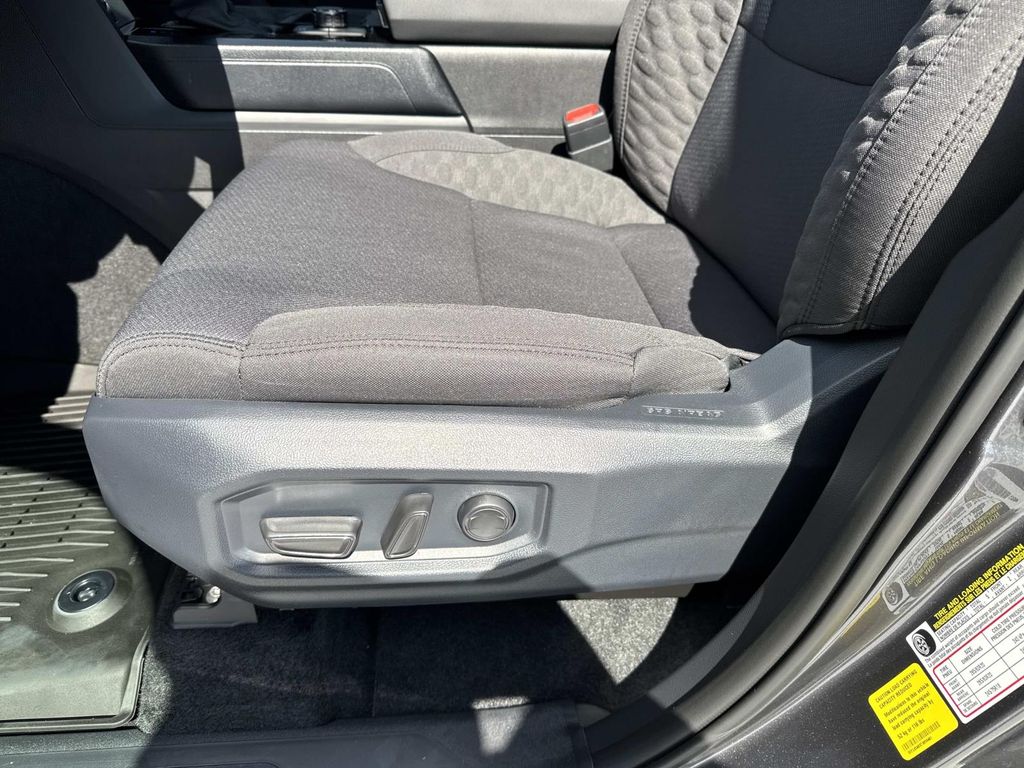 2026 Toyota Tundra SR5 - 9