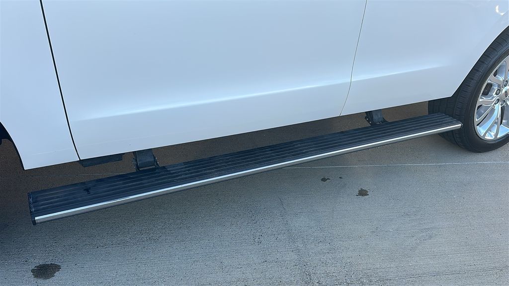 2018 Ford Expedition Limited White at Community Toyota