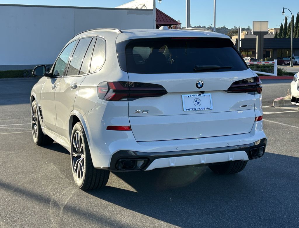 Thumbnail: 2026 BMW X5 - 3