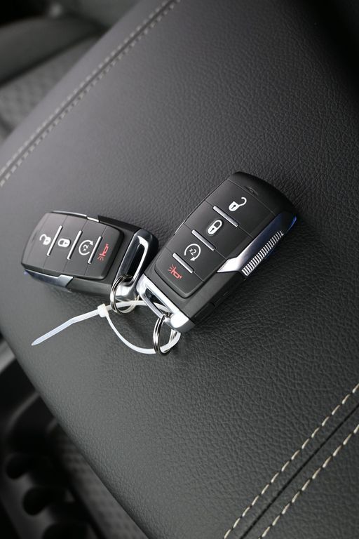 New 2026 Diamond Black Crystal Pearlcoat Ram Big Horn/Lone Star image 24