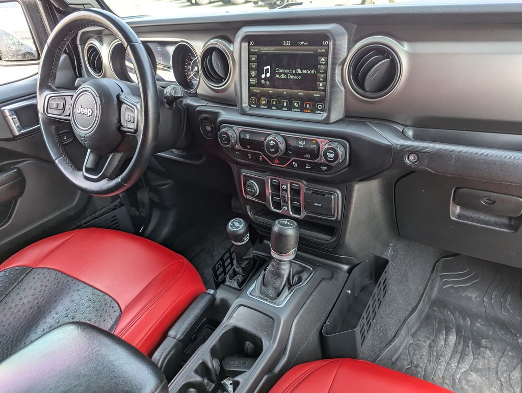 2020 Jeep Gladiator Sport 32