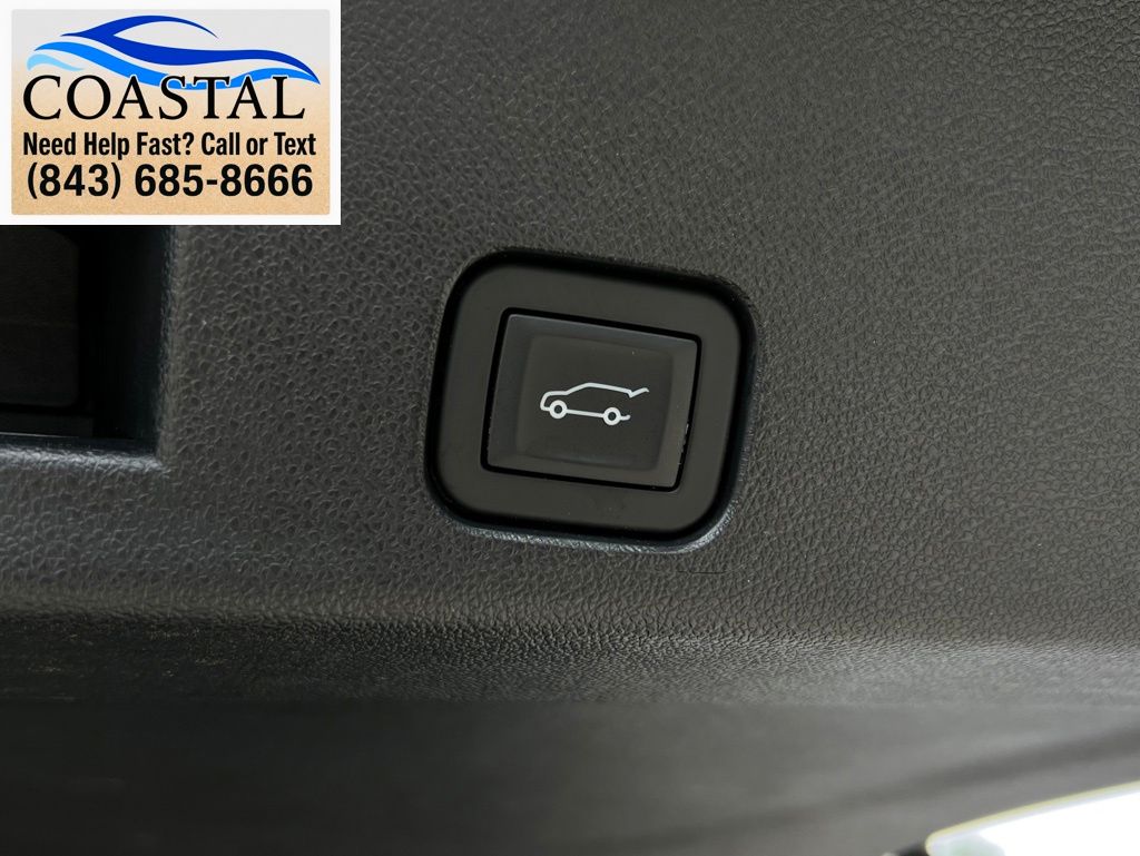 2025 Chevrolet Traverse LT Black at Bob Mills Chevrolet