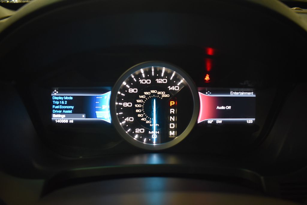 Thumbnail: 2014 Ford Explorer - 26