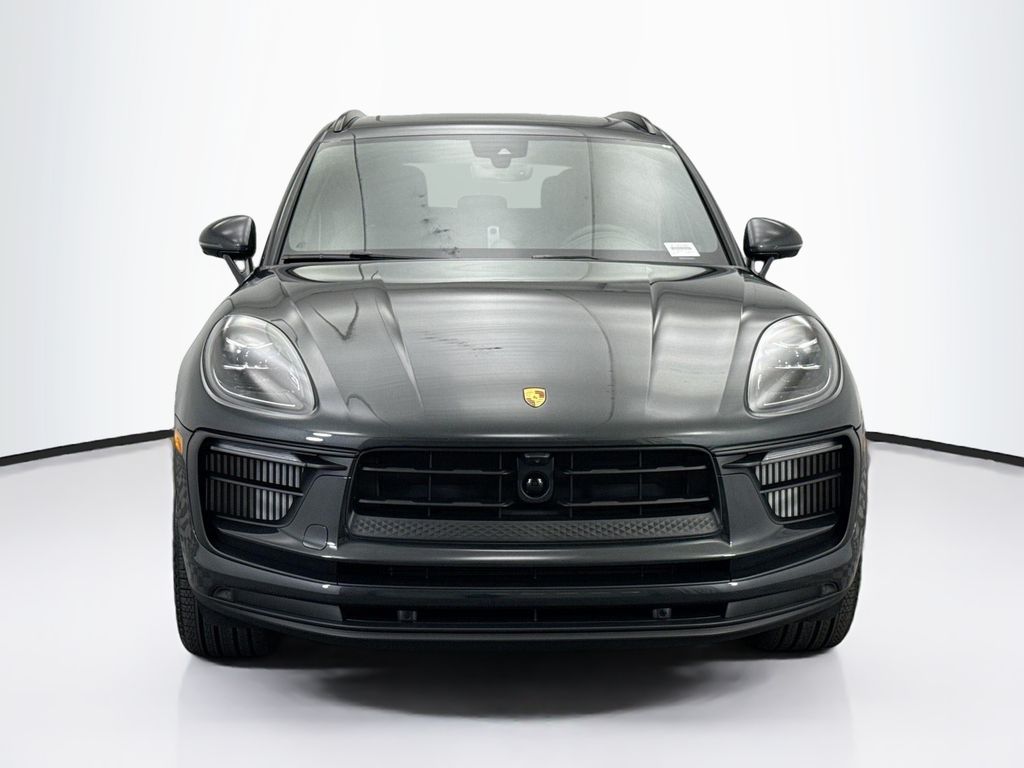 Thumbnail: 2025 Porsche Macan - 10