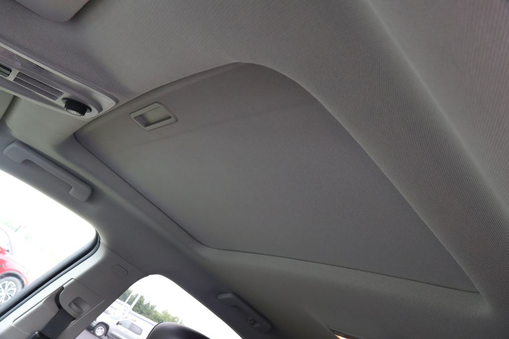 Thumbnail: 2014 Chevrolet Equinox - 24